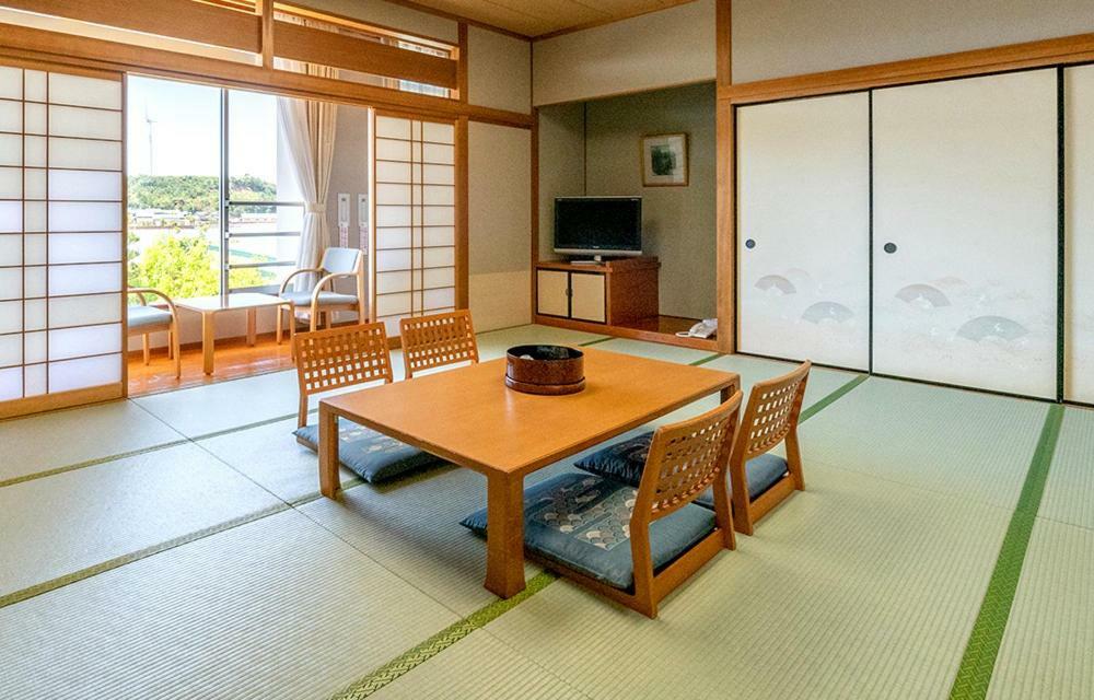 Awara Kitagata Onsen Kohanso Hana Yurari Exterior photo